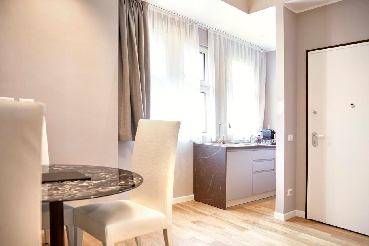 Prestige Boutique Aparthotel -Piazza Duomo Μιλάνο Εξωτερικό φωτογραφία